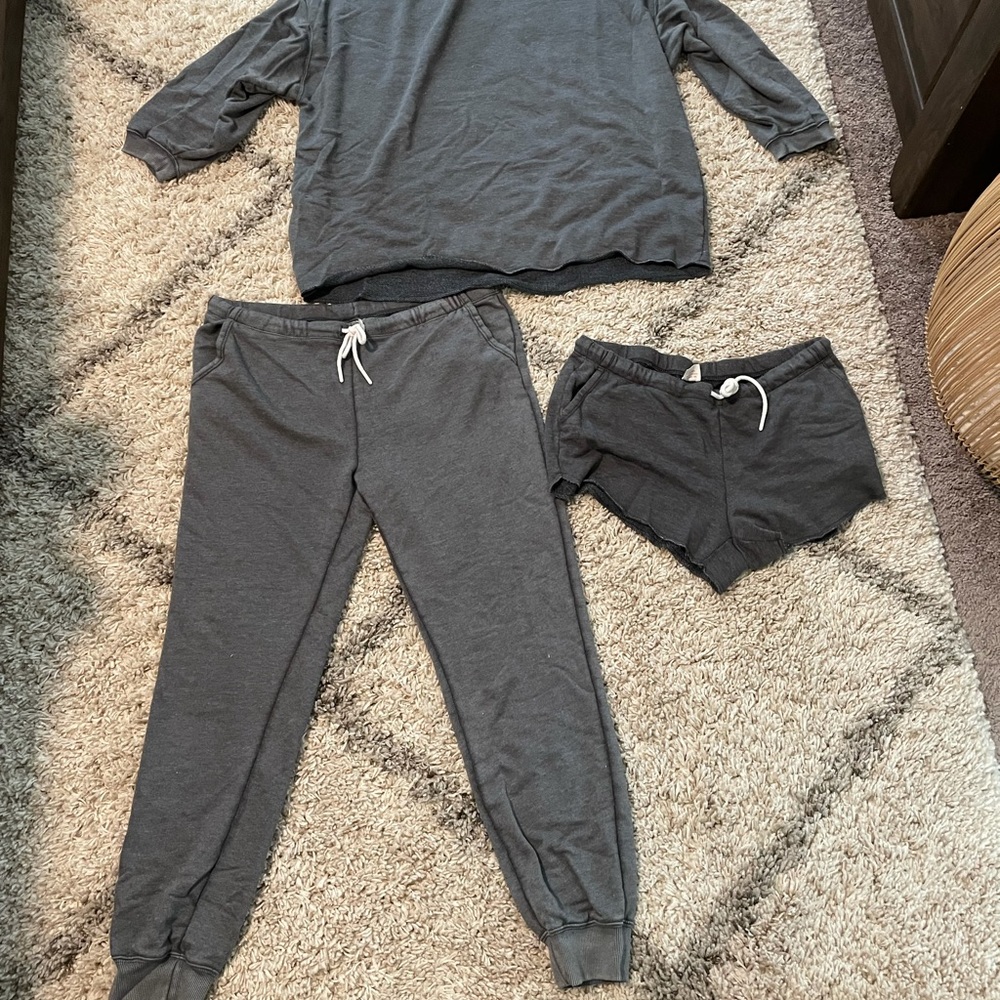 Charcoal secret treasures lounge set size small
